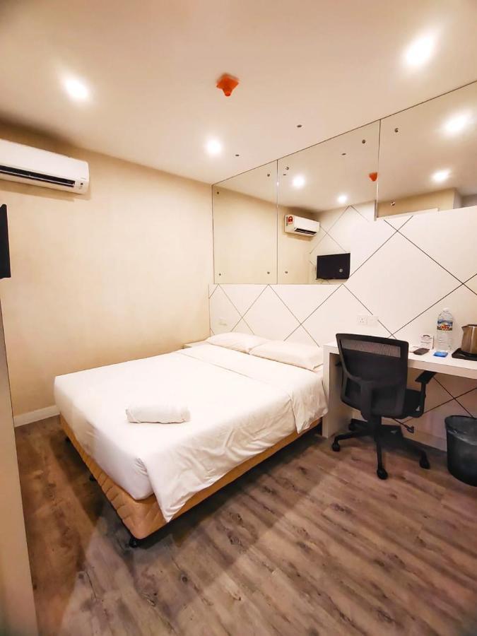 Hotel Capital Express Kota Kinabalu Exterior foto